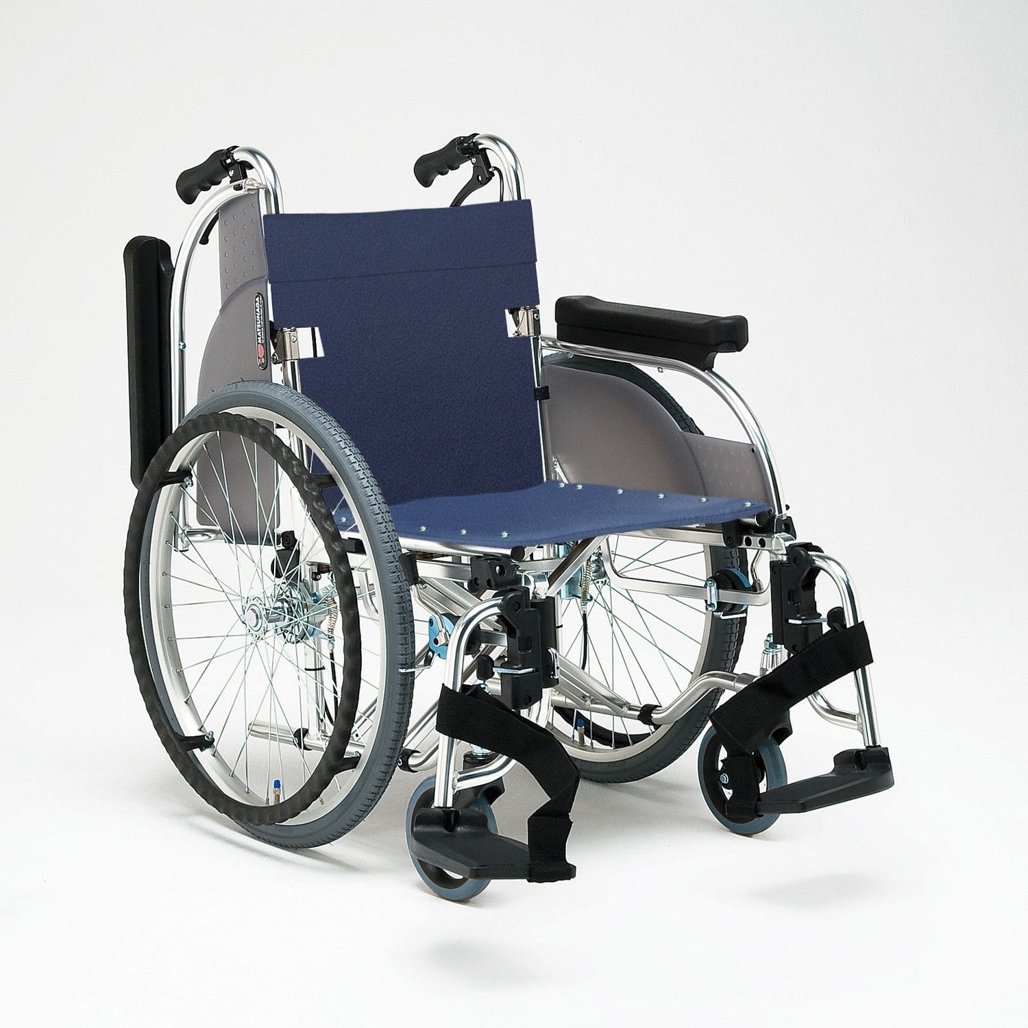 車いす(自走・アルミ)背折れ 25-7848-00 松永製作所 AR-501-400(コン