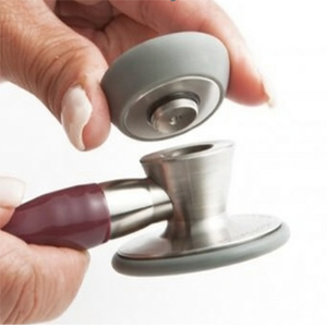 小児用ダイアフラムとベル面を簡単に交換可能(ネジ方式)